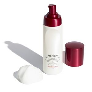 SHISEIDO Complete Cleansing Microfoam NWT